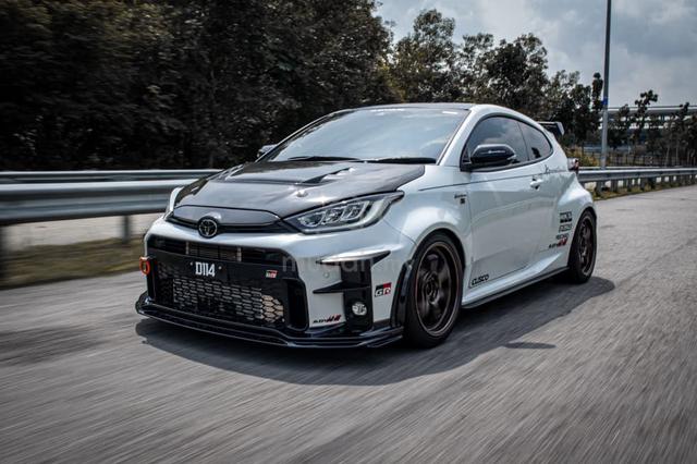 GR YARIS RZ HP Kansai Service Motec 1st Editio - 2