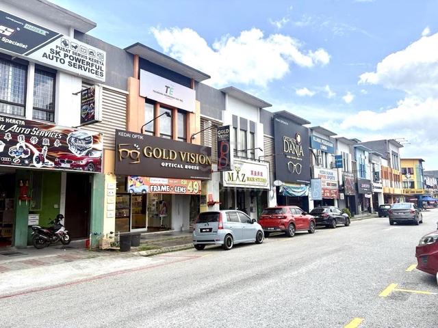 ROI 6.7% Double Storey Shoplot @ Pusat Bandar Saujana Utama Sg Buloh 1