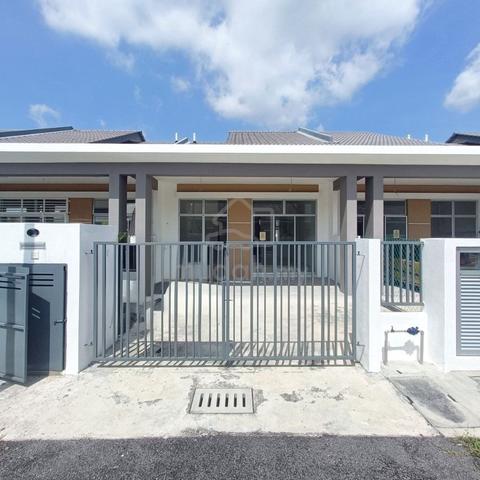 Teres 1 Tingkat Taman Langat Utama 3 Kuala Langat Banting 1