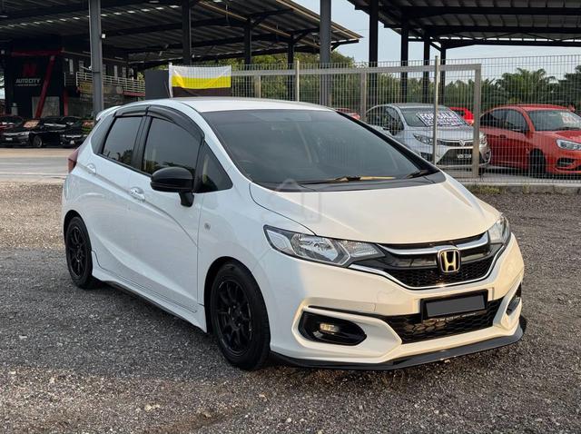 2018 Honda JAZZ GK5 1.5 LOW MILE FLMY BODYKIT - 1