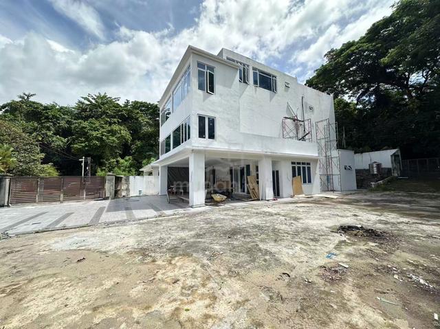 Taman Soon Kiong Bungalow House For Sale 1