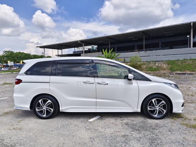 2017 Honda ODYSSEY 2.4 ABSOLUTE (A) FULL LOAN - 3