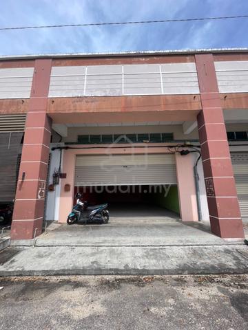 Single Storey Shoplot in Sierra Maharani (Near Bypass) , Muar For Sale 1