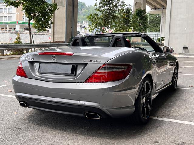 Mercedes Benz SLK200 BlueEFCY 1.8 (A) AMG SPORT - 3