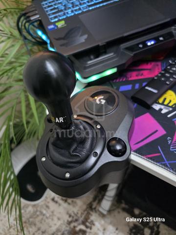 logitech g29 - photo 3 of 4