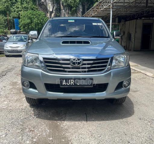 2014 Toyota HILUX 2.5 (A) - 2