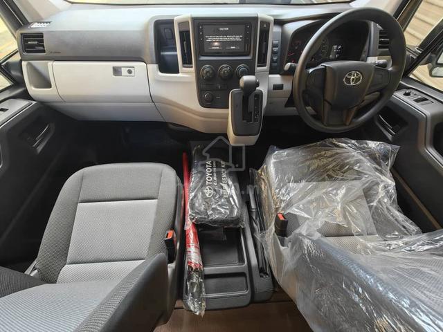 NEW - TOYOTA HiACE 2.8 SLWB WINDOW VAN MY24 GDH321 - 3