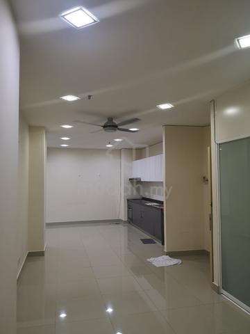E Suite-Designer Suite @ Emerald Avenue 1