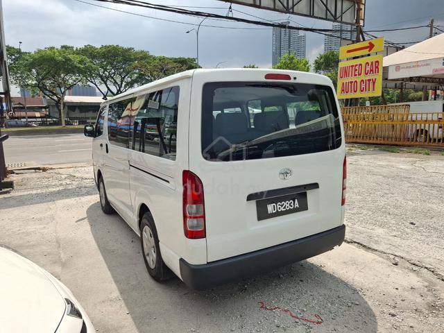 2017 Toyota HIACE 2.5 KDH200R ENHANCED (M) - 4