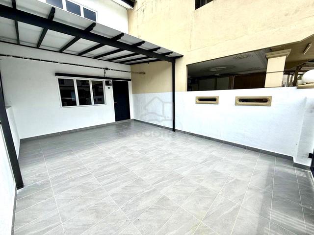 BOOKING 1K🔥FULLY RENOVATED 2 Storey Taman Tasik Semenyih 1