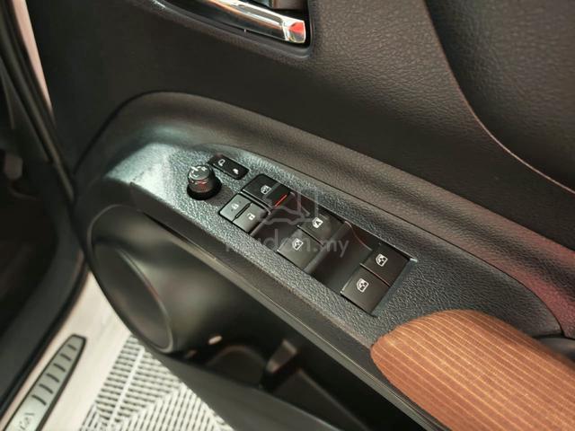 2017ToyotaSienta V-Spec 1.5(A)WelcomeFullLoanBuyer - 5
