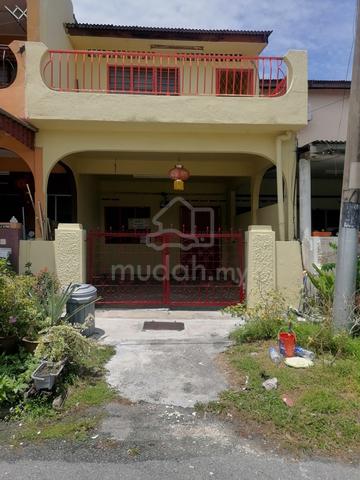 Rumah Teres 4 Bilik Di Pusat Bandar Merlimau 1
