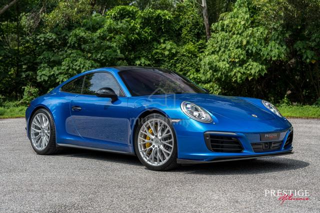 2017 Porsche 911 991.2 Carrera 4S Akrapovic PCCB - 1