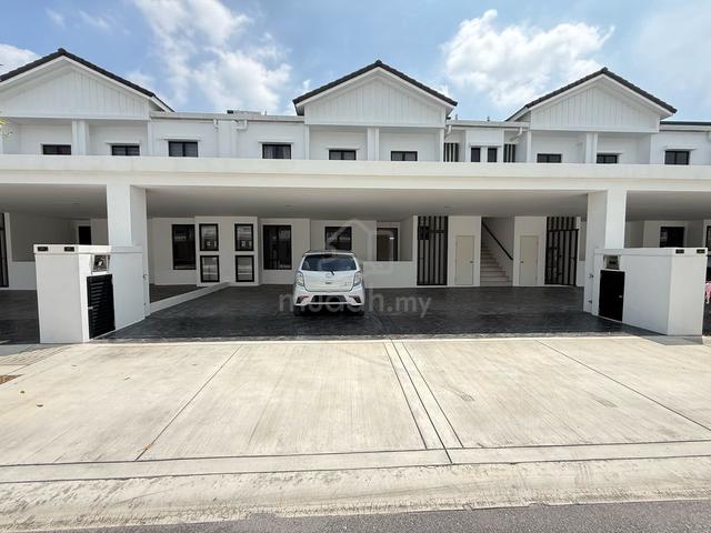 Ground Unit Townhouse [BATU KAWAN] Gated & Guarded Nice Unit !!! 1