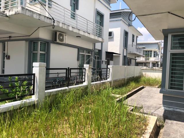 Double Storey Semi-D House SP 10 Bandar Saujana Putra 1