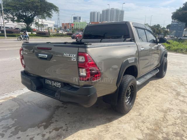 2022 Toyota HILUX 2.4 V DOUBLE CAB 4X4 (A) - 4
