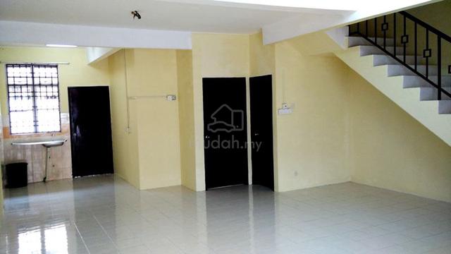 Seberang Jaya 2 Storey Partially Furnished For Rent at Taman Sutera 2
