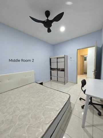 Middle Room for Rent, Aseana Puteri Condominium, Puchong 1