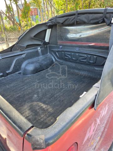 2014 Isuzu D-MAX 2.5 4X4 (Turbo) - 5