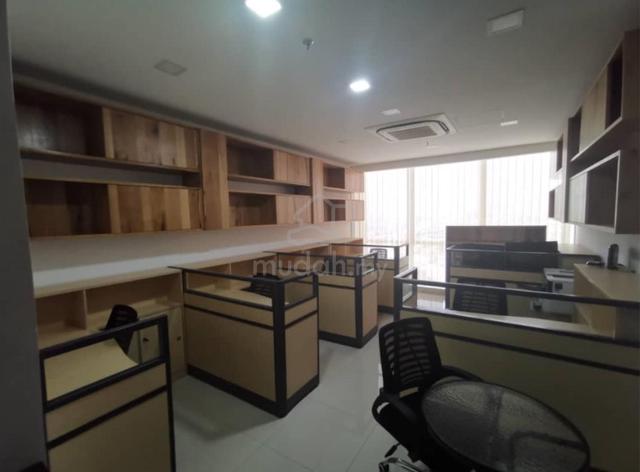 Pinnacle PJ (Sheraton Hotel) Soho office for rent 1