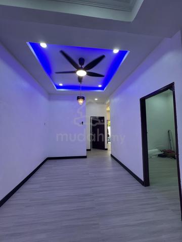 Harga Bawah 300K, Rumah Renovate Habis! Terus View! Cheng, Melaka! 1