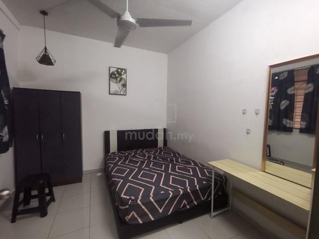 Sunway Bilik Kecil MEDIUM Room Mentari Court (Free Utilities) 1
