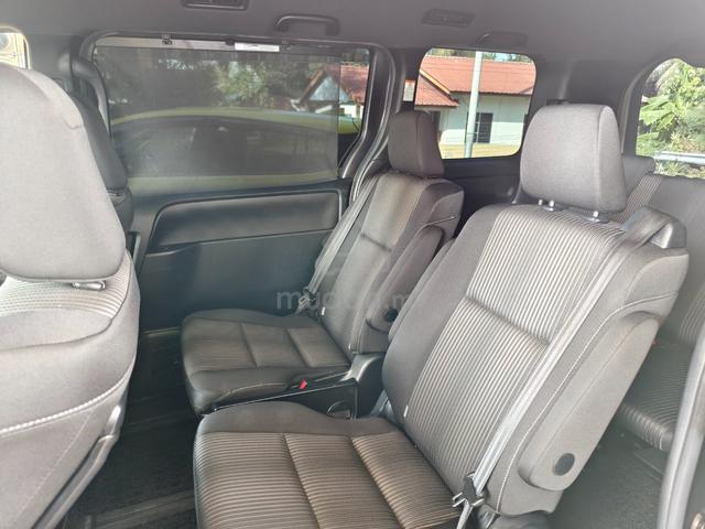 2018 TOYOTA Voxy 2.0 (A) 7 SEAT - 5