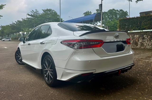 2023 Toyota CAMRY 2.5 V MY18 XV70 FACELIFT (A) - 2