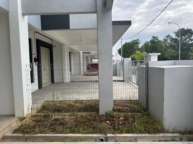 Full Loan New House Freehold Facing Empty land Double Storey nr Melaka 1