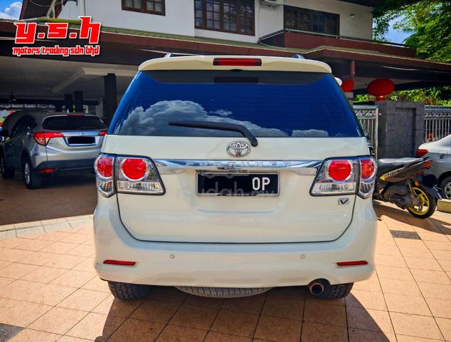 2014 Toyota FORTUNER 2.7 V (A) - 4