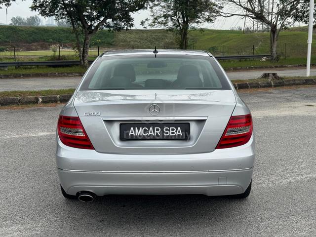 Mercedes BENZ C200 1.8 CGi ONE OWNER - 3