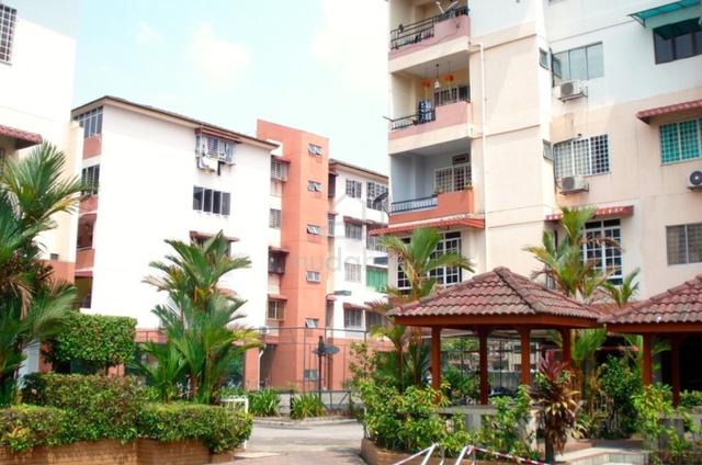 La Villas Condominium 1