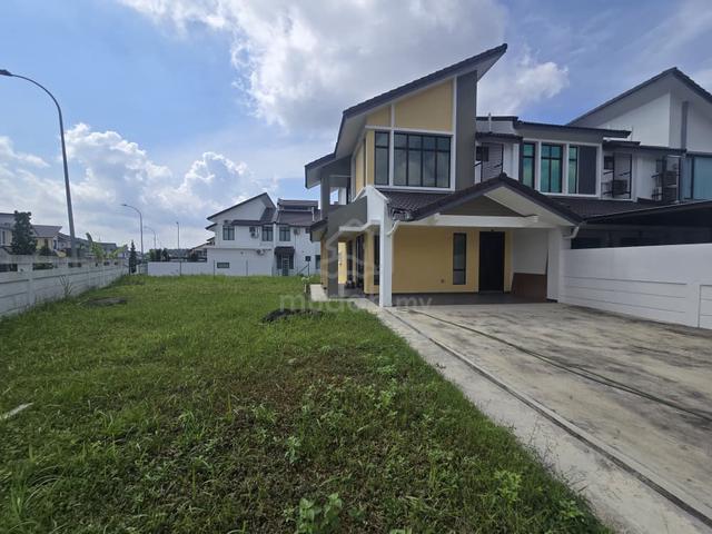 Ulu Tiram Double Storey Terrace House Corner For Sales 1