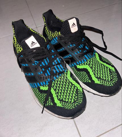 adidas gazelle silver green womens adidas Ultraboost 22 Made with Nature Shoes