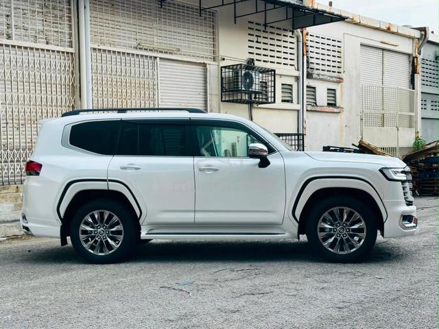 2023 Toyota LANDCRUISER 3.4 ZX *7K LowKM* GRADE 5A - 4