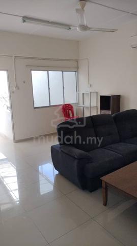4rooms above Sri Jelok Shoplot, Jalan Semenyih Kajang 1