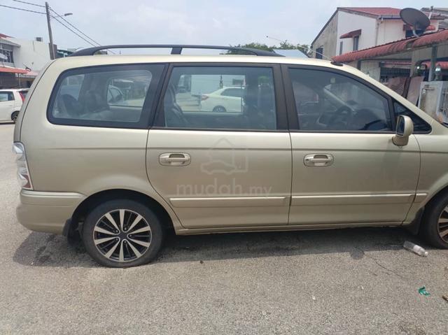 2005 Hyundai TRAJET 2.0 GL (A) - 2