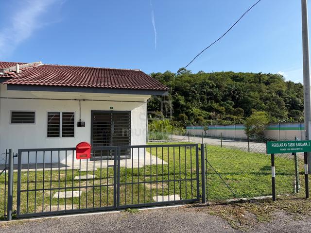 Sungai Siput Tasik Saujana Corner House for Rent with New Refurbished 1