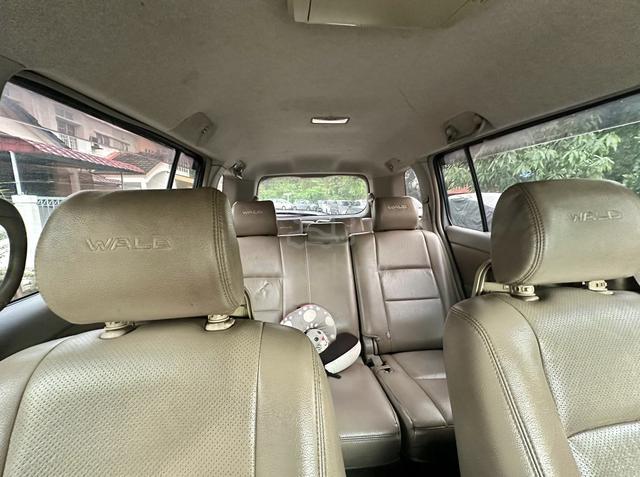 2005 Toyota ISIS 2.0 CVT (A) - 4