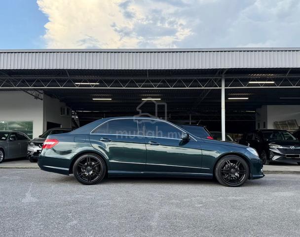 Mercedes Benz E250 AMG Line 1.8 CGI - 4