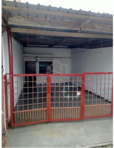 Johor Kluang Not Furnished 2-Storey Terraced House For Rent 1