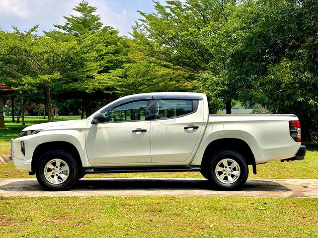 2023/24 LOW MILEAGE Mitsubishi TRITON 2.4VGT (A) - 3