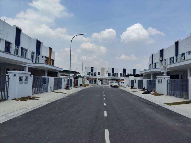 R2000/Bandar Dato Onn/Perjiranan 14/Partial Furnished/Tracy 1