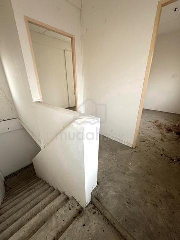 CORNER, Double Storey, BATU 18 5