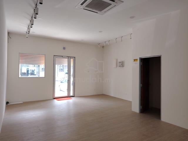 For Rent ,Taman Impian Emas ,Bukit Impian ,Ground Floor ,Johor Bahru 1