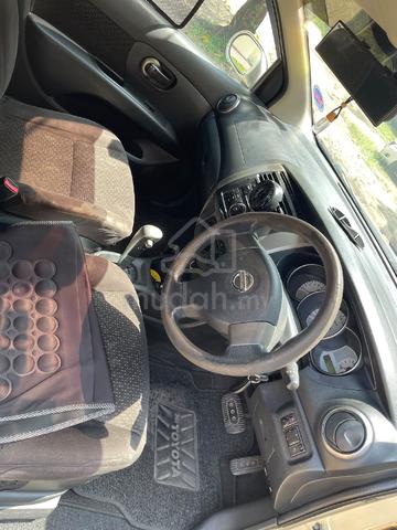 2011 Nissan GRAND LIVINA 1.6 CLASSIC/COMFORT (A) - 2