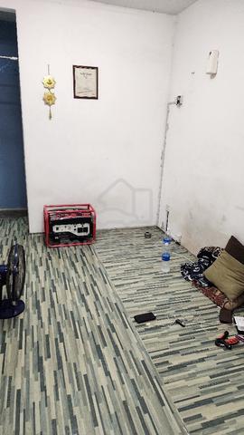 Bandar Tasik Selatan (Low Cost) 1