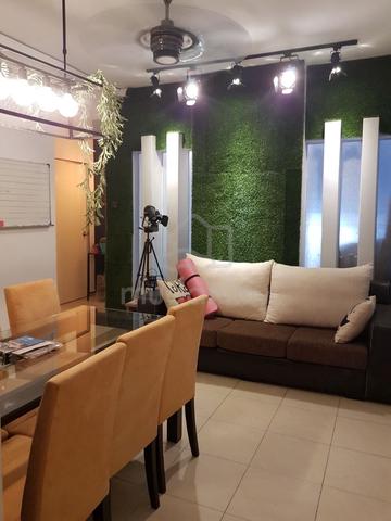 Casa Subang Condo Subang Jaya Fully Furnished FEMALE rooms for rent 1