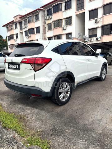 2015 Honda HR-V 1.8 E (A) | First Owner - 2