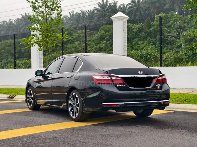 2017 Honda ACCORD 2.4 VTI-L (A) Facelift Fu/Loan - 4